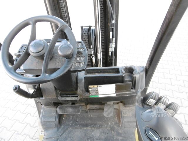 Chariot élévateur frontal YALE GLP 20 SVX