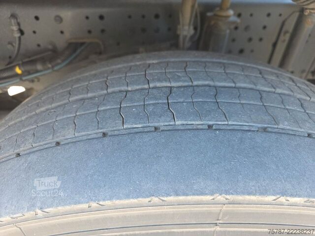 Standard nyergesvontató IVECO 480AS440ST/P, 2 Kreiis Hydraulik,Wartungsvertrag