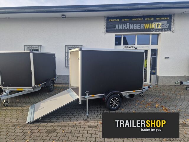 Remorque à caisse Variant schwarzer Kofferanhänger mit Rampe