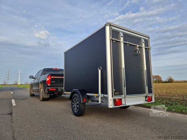 Remorque à caisse Variant schwarzer Kofferanhänger Rampe Seitentür