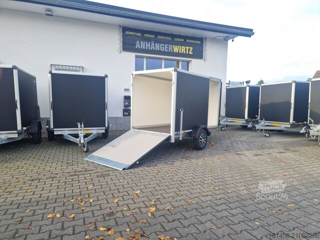 Remorque à caisse Variant schwarzer Kofferanhänger Rampe Seitentür