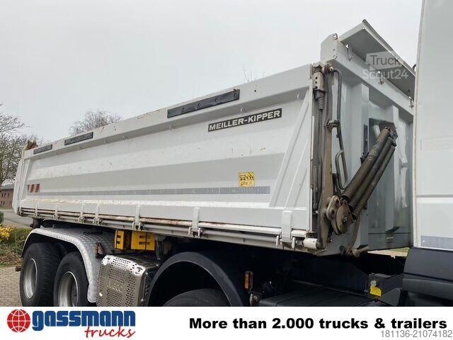 Tipper truck Iveco Trakker AD340T45 8x4, Bordmatik