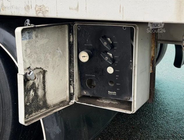 Šaldytuvas sunkvežimis SCANIA S500 RETARDER TAIL LIFT BURG TRAILER VAN BEURDEN