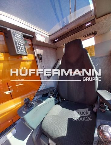 Truck mounted crane LIEBHERR LTF1045-4.1