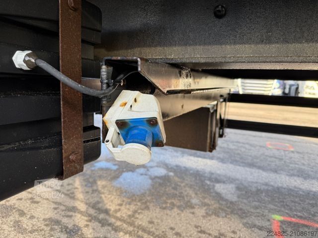 Box trailer SAXAS AKD 74-18 KOFFER + LBW L 7,35 METER