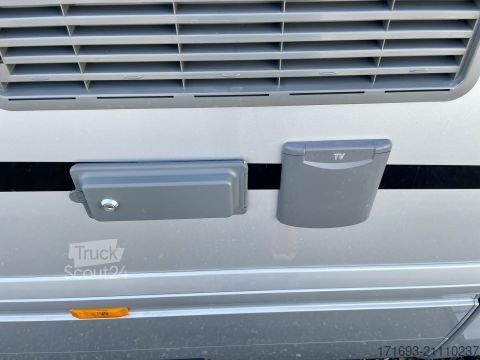 Ολοκληρωμένο αυτοκινούμενο τροχόσπιτο Bürstner Elegance I 920 G NP.235596Euro/Luft