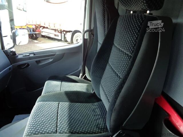 Resväska Mercedes-Benz Atego 816 + Euro 5