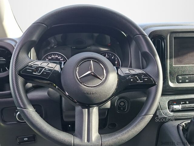 Panel van Mercedes-Benz VITO 116 NEUES MODELL KAMERA NAVI TEMPOMAT MBUX