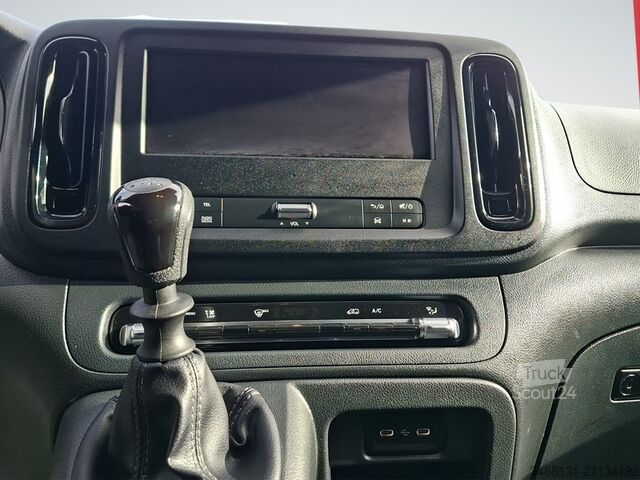 Panel van Mercedes-Benz VITO 116 NEUES MODELL KAMERA NAVI TEMPOMAT MBUX