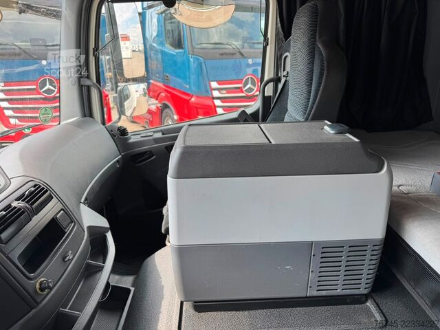 Kassevogn MERCEDES-BENZ ATEGO 1530*KOFFER*LBW 2 TON*STANDKLIMA* 2 LIEGE