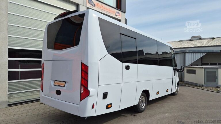 Minibus MERCEDES-BENZ Sprinter 519 29 SchlafsesselVorlauffahrzeug
