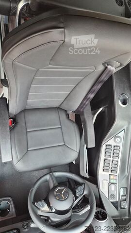 Minibus MERCEDES-BENZ Sprinter 519 29 SchlafsesselVorlauffahrzeug