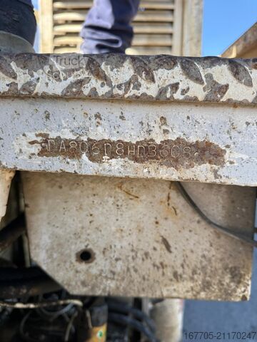 φορτηγό αντλίας σκυροδέματος Iveco Magirus 330