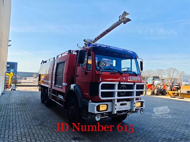  Mercedes-Benz SK 2636 AK 6x6 V10 Sides VMA100 Wasserwerfer