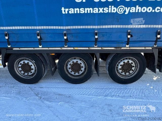 Open semitrailer with tarp Krone Curtainsider Mega