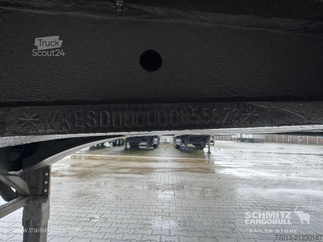 Open semitrailer with tarp Krone Curtainsider Mega