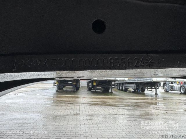 Open semitrailer with tarp Krone Curtainsider Mega