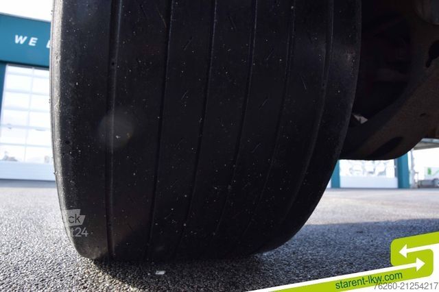 Priklopnik z menjalnim šasijem  Riedler Kipp WAB Anhänger SAF Achsen  Sicom WAB