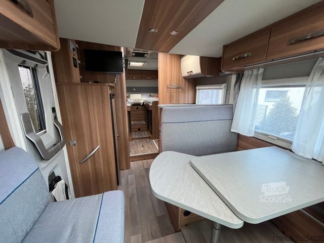 Polintegriran avtodom WEINSBERG CaraSuite 700 ME, erst 24.500km, top gepflegt