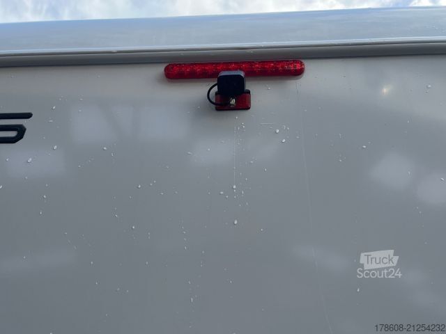 Polintegriran avtodom WEINSBERG CaraSuite 700 ME, erst 24.500km, top gepflegt