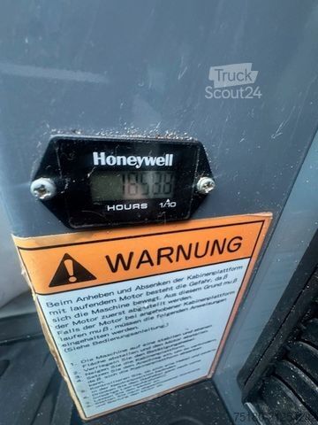 Chain excavator TAKEUCHI TB235 Kettenbagger Kompaktbagger Schnellwechsler