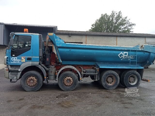 Kiper tovornjak Iveco Trakker AD410T44 8×4
