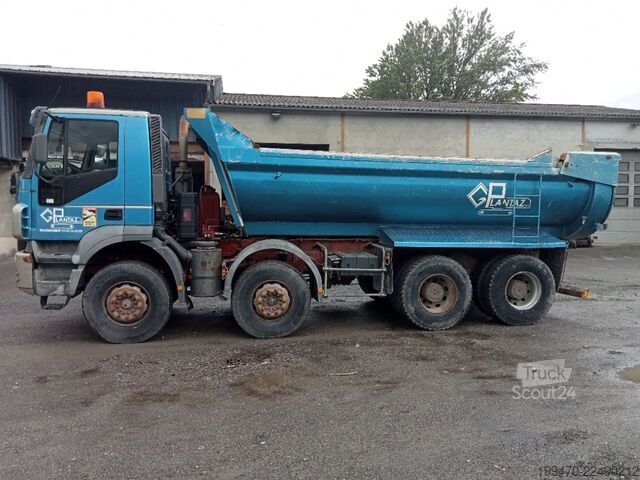 Kiper tovornjak Iveco Trakker AD410T44 8×4