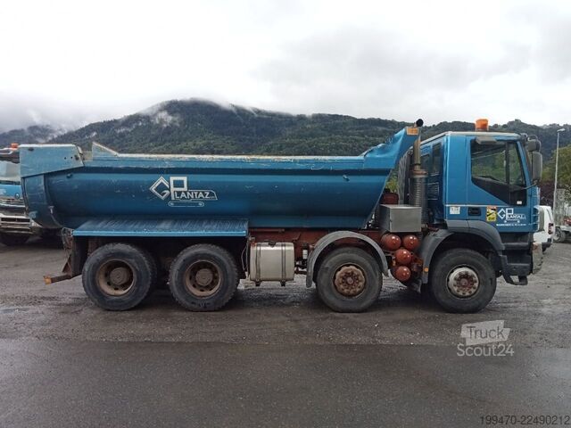 Kiper tovornjak Iveco Trakker AD410T44 8×4