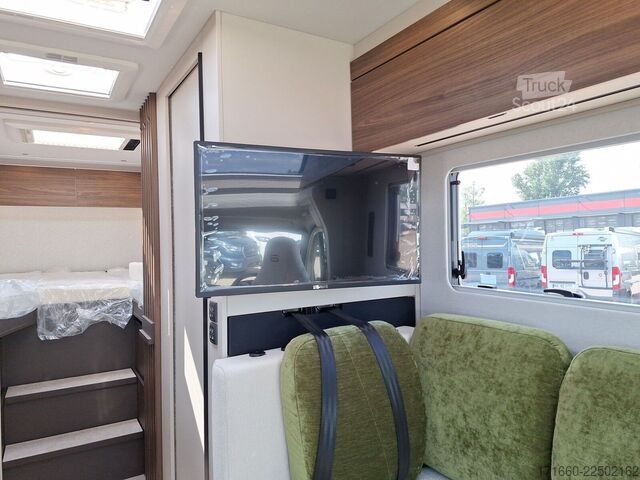 Yarı entegre karavan BÜRSTNER Signature SFT 7.0