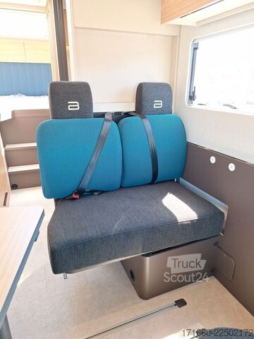 Yarı entegre karavan BÜRSTNER Signature SFT 7.1 ** Automatik **