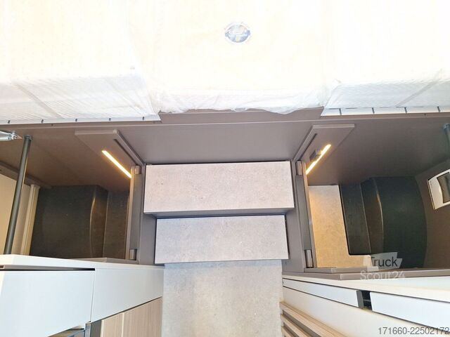 Yarı entegre karavan BÜRSTNER Signature SFT 7.1 ** Automatik **