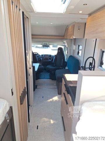 Yarı entegre karavan BÜRSTNER Signature SFT 7.1 ** Automatik **