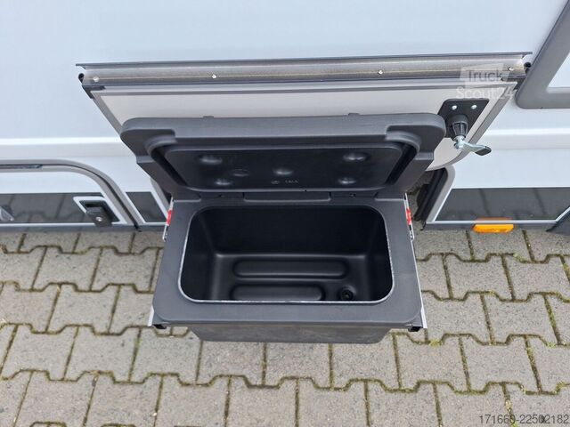 Yarı entegre karavan BÜRSTNER Signature SFT 7.5 AHK, Combi 6 E, SAT+TV,MARKISE