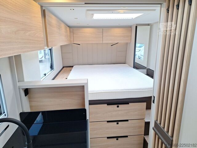 Yarı entegre karavan BÜRSTNER Signature SFT 7.5 AHK, Combi 6 E, SAT+TV,MARKISE