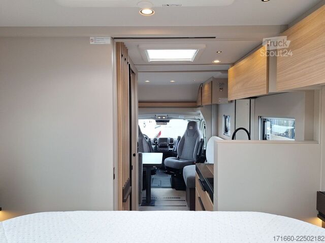 Yarı entegre karavan BÜRSTNER Signature SFT 7.5 AHK, Combi 6 E, SAT+TV,MARKISE