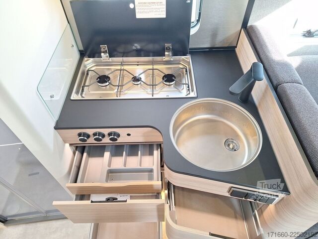 Yarı entegre karavan HYMER/ERIBA B-Klasse MC T 680 SAT|TV|KLIMA|NAVI|RFK