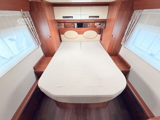 Entegre karavan CARTHAGO Chic E-Line I 64 XL QB *Queensbett-1.Hand*