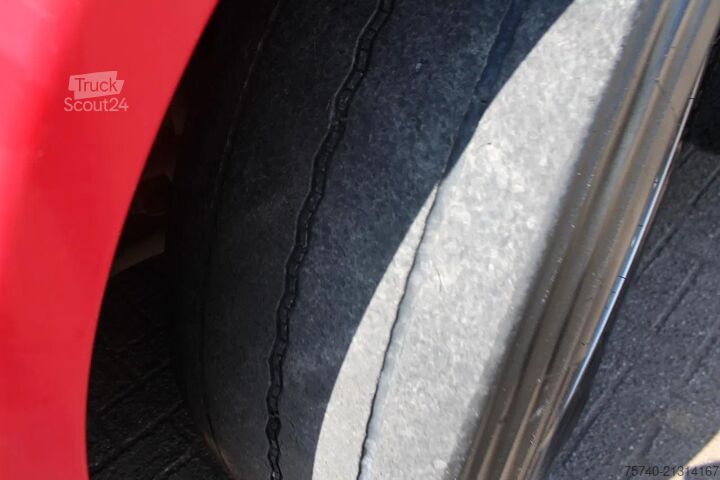 Tracteur standard Scania R 520 + V8 + PTO + SPECIAL EDITION