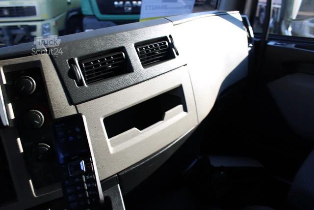 Pārvadājumi saldētavā/saldētavā Volvo FL 16.240 + EURO 5 + 16T