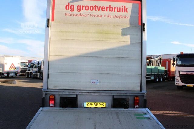 Pārvadājumi saldētavā/saldētavā Volvo FL 16.240 + EURO 5 + 16T