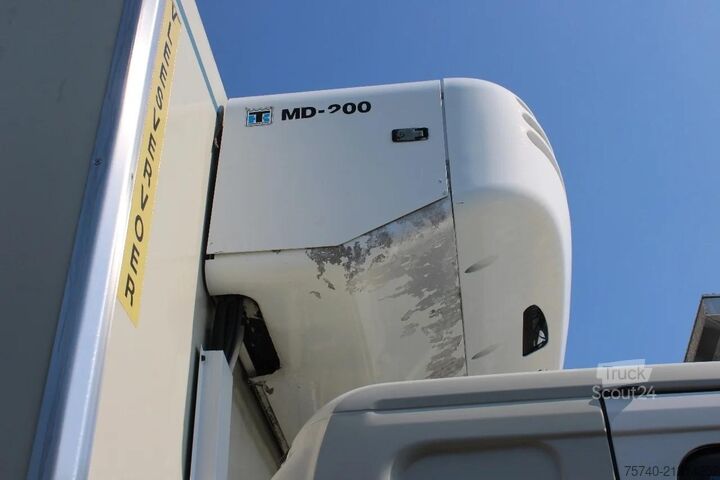 Transport chłodniczy/mrożony Scania P230 + thermo king + lift