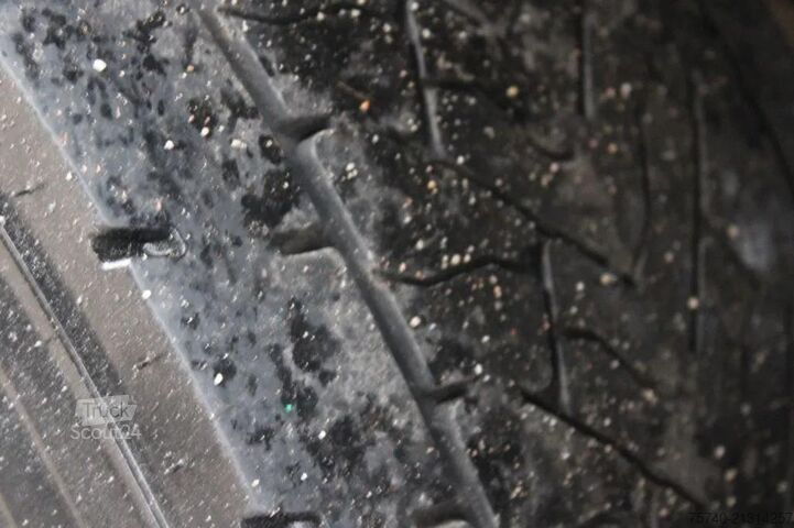 Standaard trekker MAN TGX 18.440 + EURO 6 + manual +  VERY NICE