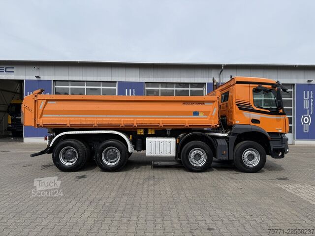 3-smerový vyklápač Mercedes-Benz AROCS 3246 8x4 EURO6 WYWROTKA TRÓJSTRONNA Z BOR...
