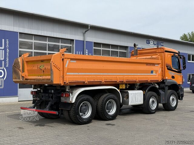 3-smerový vyklápač Mercedes-Benz AROCS 3246 8x4 EURO6 WYWROTKA TRÓJSTRONNA Z BOR...