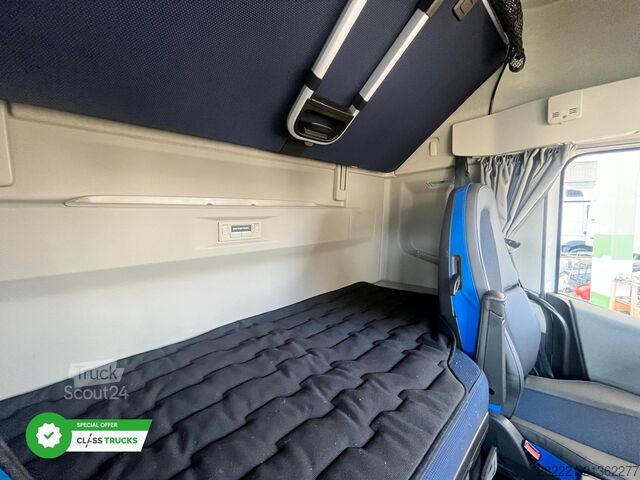 Trattore stradale standard VOLVO FH 460 Globetrotter XL Varios i-Save