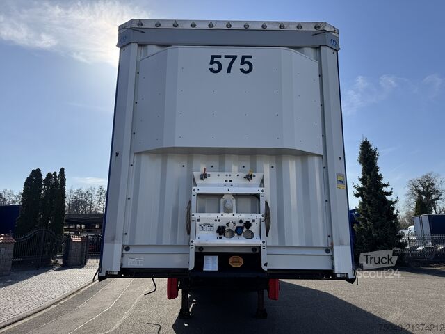 SD standard, 2,0 tonnás aláfordítható rakodólifttel (LBW). Krone SD Standard, mit LBW 2,0To. Unterfalt, L