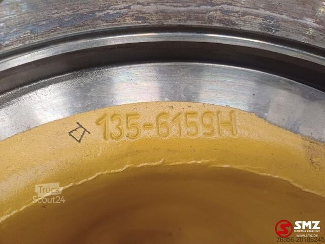 Del šasije Caterpillar Occ hub sprocket + spindle D6M Caterpillar