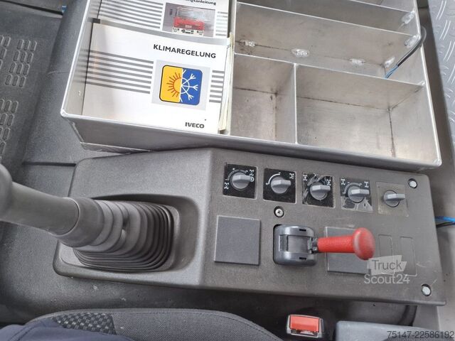 Skapbil IVECO FF135E22W 4x4 Allrad Feuerwehr EuroFire LF 16/12
