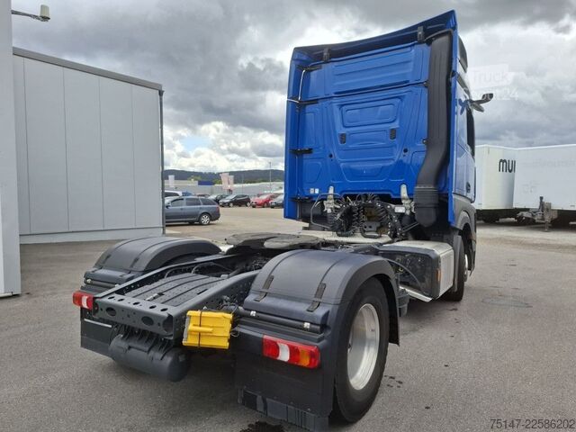 Standarta vilcējs MERCEDES-BENZ 1843 LS Actros BigSpace ACC Standklima Solo-Star