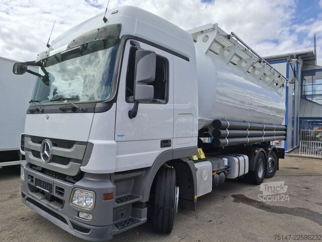 Iný MERCEDES-BENZ 2541 L Actros MP3 6x2*4 Silo L+F 2011 Waage Lenk